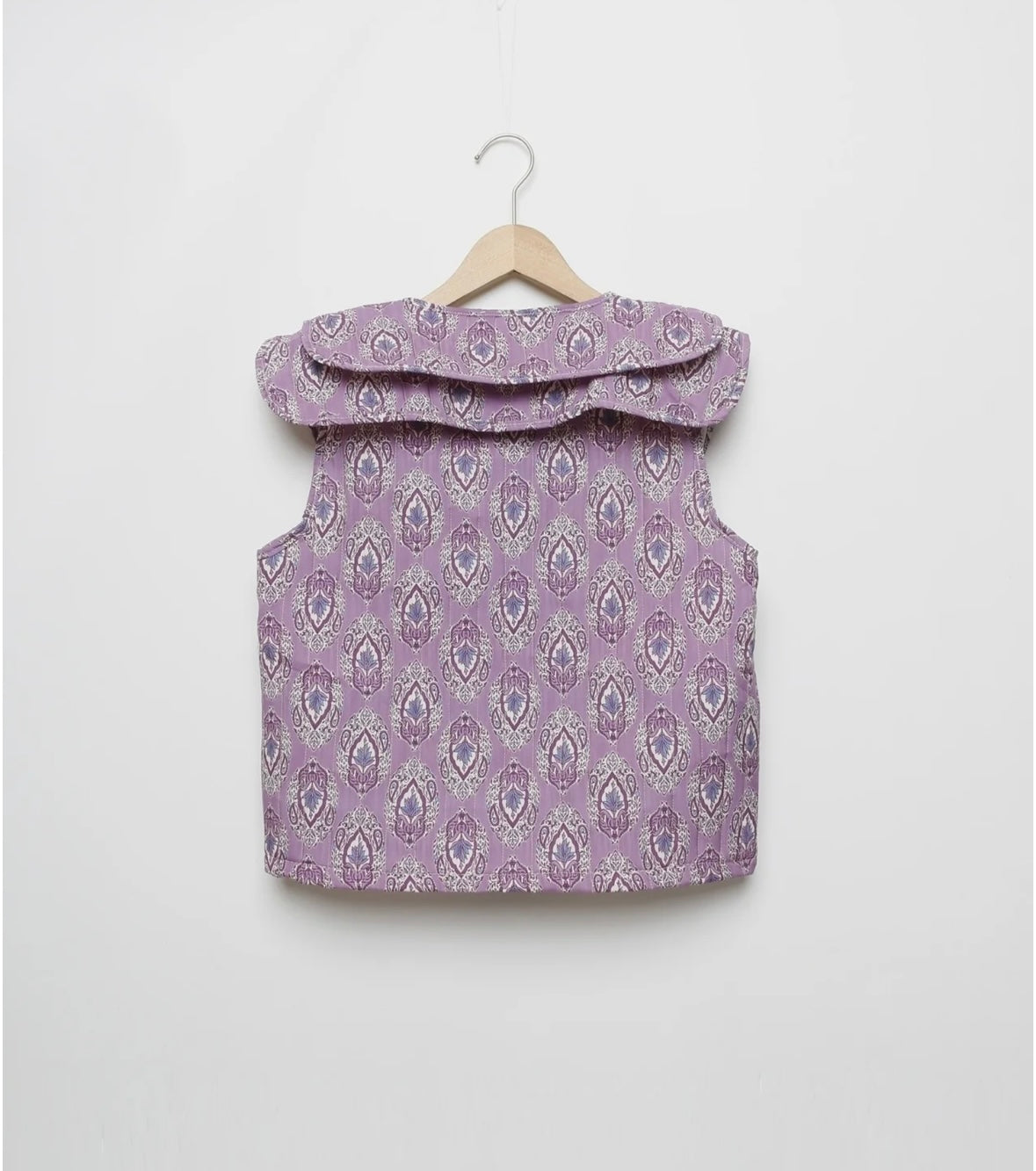Chaleco acolchado morado